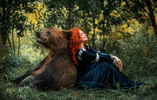 Picture girl, pose, smile, dress, bear, red, friends, curls