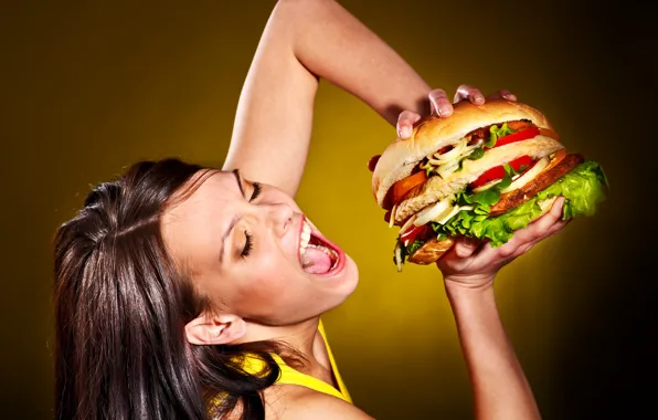 Women, hamburger, diet, excess calories