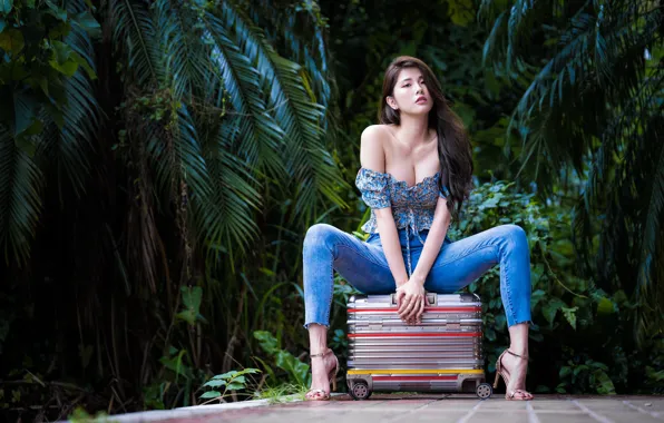 Picture summer, look, girl, model, jeans, legs, Asian, sitting