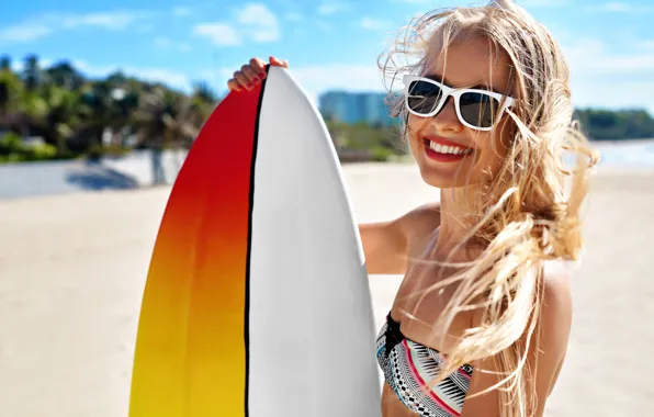 Picture smile, surf, sunglasses