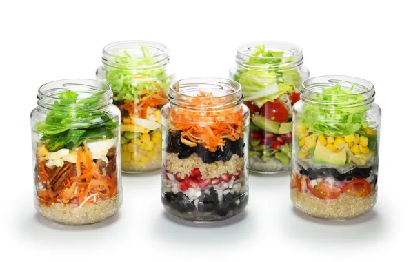 Corn, banks, vegetables, tomatoes, carrots, garnet, salad