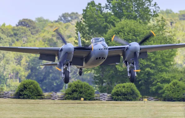 Landing, RAF, The Second World War, Night fighter, Chassis, Mosquito, de Havilland Aircraft Company, de …
