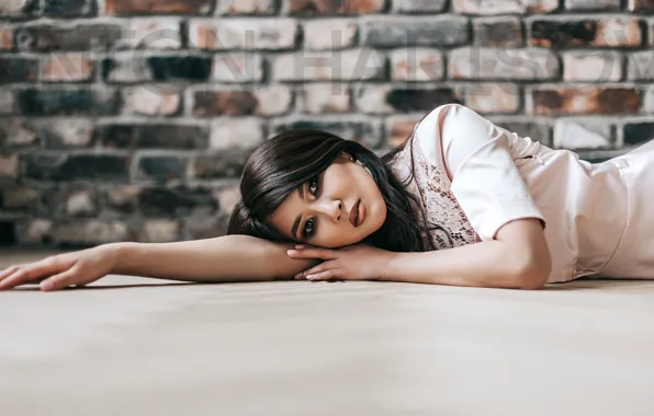 Look, pose, background, wall, model, portrait, brick, makeup