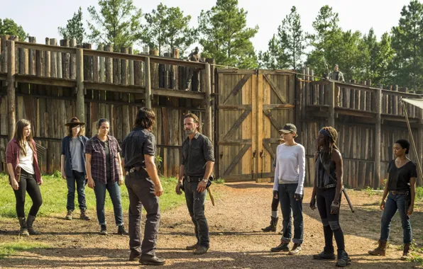 Picture Walking, Episode 8, Danai Gurira as Michonne, Chandler Riggs as Carl Grimes, Norman Reedus as …
