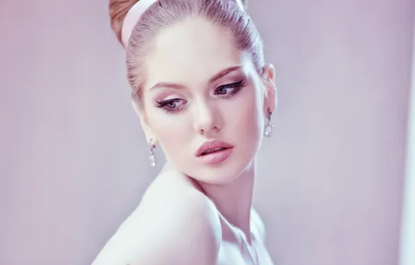 Wallpaper eyes, look, girl, hairstyle, lips, blonde hair, Julia ...