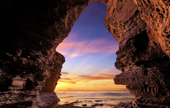 Sea, rocks, cave