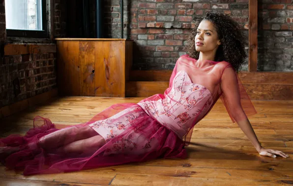 Model, dress, actress, brunette, hairstyle, photographer, on the floor, New York