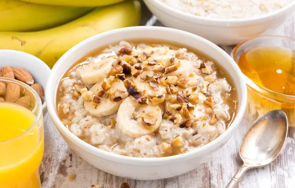 Honey, bananas, nuts, porridge, oatmeal