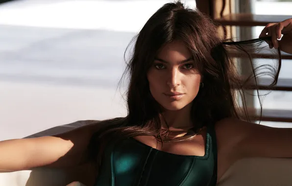 Look, portrait, brunette, beauty, Emily Ratajkowski, Emily Ratajkowski