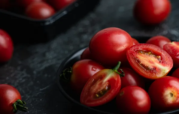 The dark background, tomatoes, tomatoes