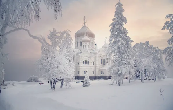 Picture winter, snow, trees, Church, the snow, temple, Russia, Perm Krai
