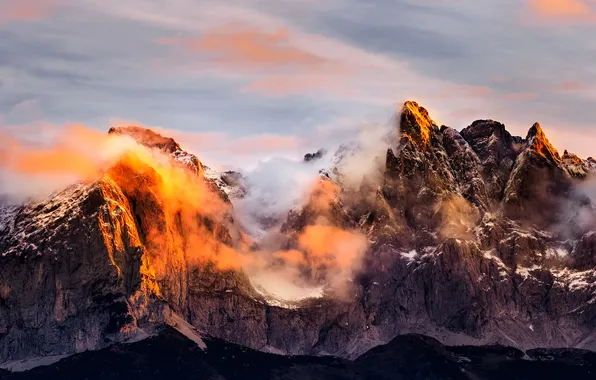 The sky, clouds, light, snow, mountains, fog, rocks, dawn