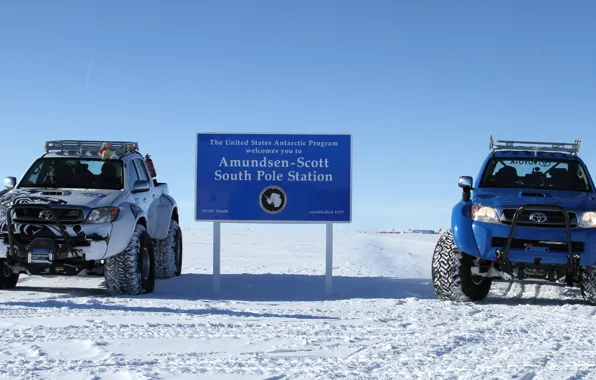 Picture Toyota, hilux, arctic trucks, south pole, South pole
