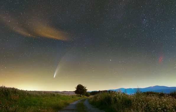 Road, comet, road, comet, NEOWISE, Galina Oszywa, nebula Heart and Soul, Heart and Soul nebula