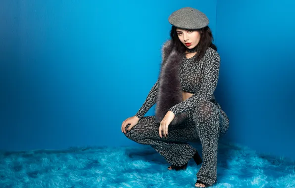 Pose, clothing, makeup, brunette, hairstyle, costume, fur, singer