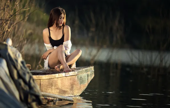 Picture girl, nature, lake