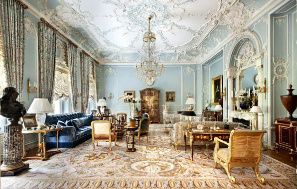 Mansion, of Abromovich, novel