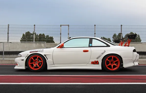 Silvia, Nissan, s14