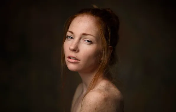 Picture portrait, freckles, redhead, Oksana Butovo
