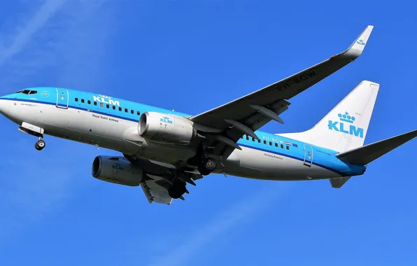 The sky, blue sky, a passenger plane