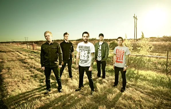 Picture field, music, group, a day to remember