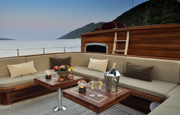 Picture sea, the evening, candles, yacht, fruit, champagne, dinner