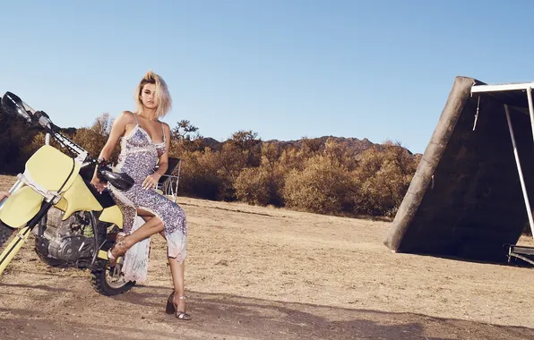 Dress, bike, singer, Selena Gomez