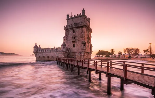 Bridge, castle, shore