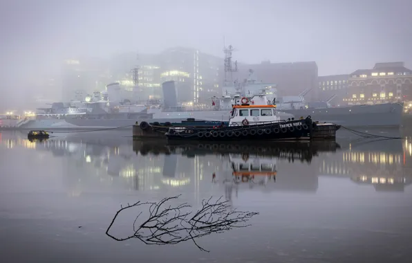 The city, fog, ships, port