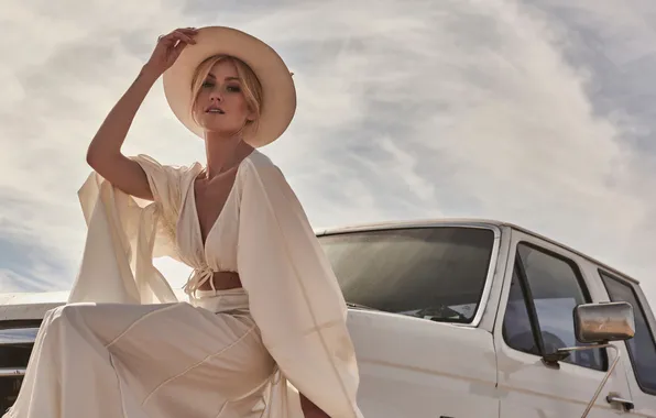 Auto, look, pose, hat, makeup, figure, neckline, hair