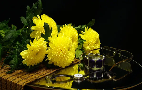 Still life, chrysanthemum, yellow on black