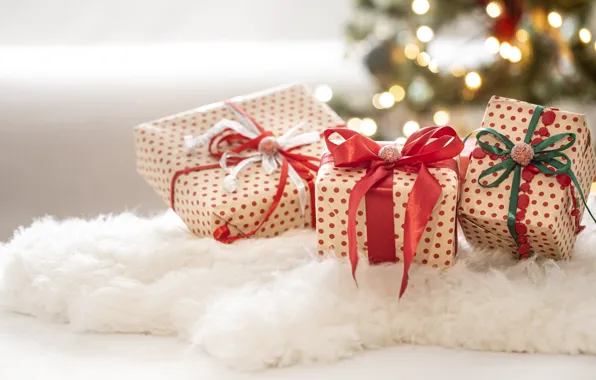 Lights, Christmas, gifts, New year, fur, bows, light background, box