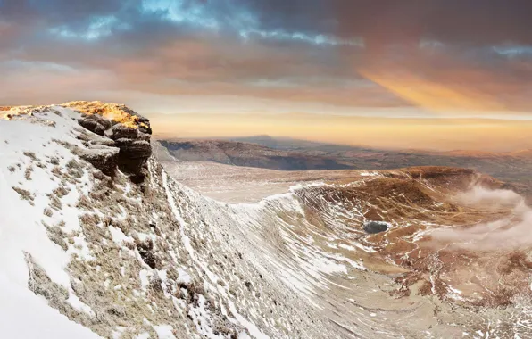 Winter, snow, mountains, Wales, Brecon Beacons National Park, Pen and Fan