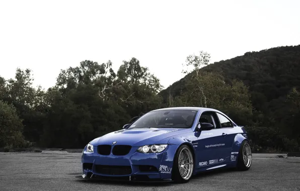 The sky, trees, blue, bmw, BMW, front view, blue, e92