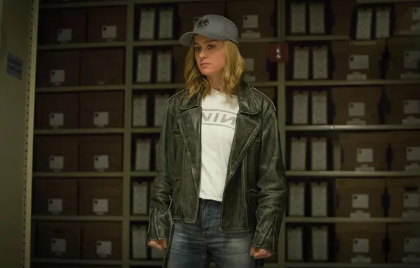 Fiction, jeans, frame, Mike, jacket, baseball cap, comic, MARVEL