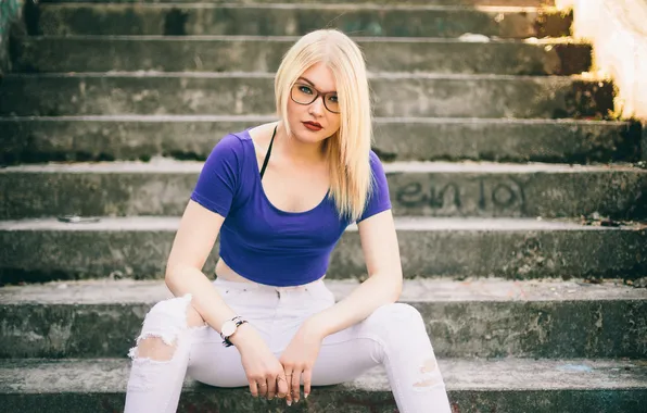 Look, pose, model, portrait, jeans, hands, makeup, Mike