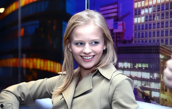 Alexandra Bortech, Sasha Bortech, background, actress, smile, hair, earrings, beautiful