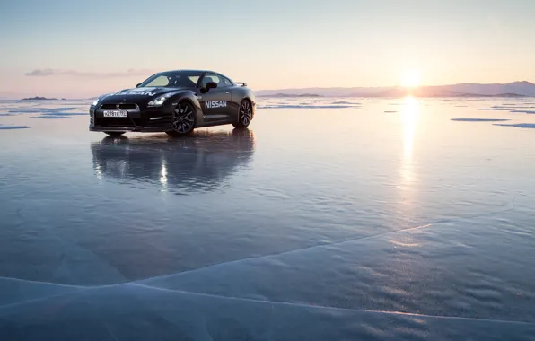 Picture ice, sea, Nissan GT-R