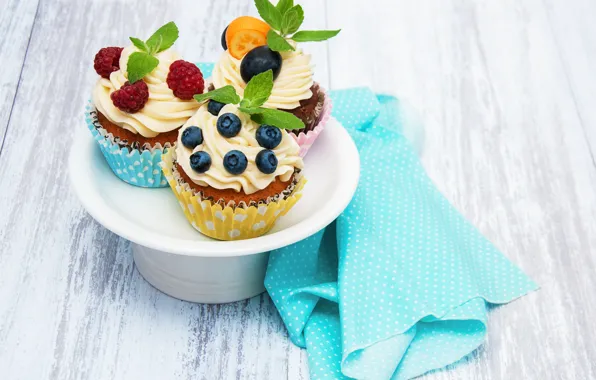 Berries, towel, Plate, cream, cupcakes, Olena Rudo