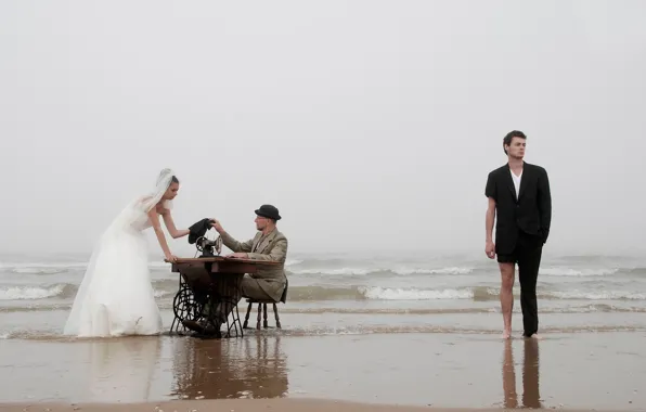 Picture shore, the bride, the groom, tailor