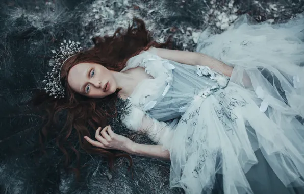 Picture girl, style, mood, crown, makeup, dress, Holly White