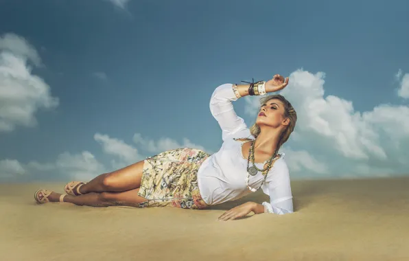 Sand, desert, model, Andreia Schultz
