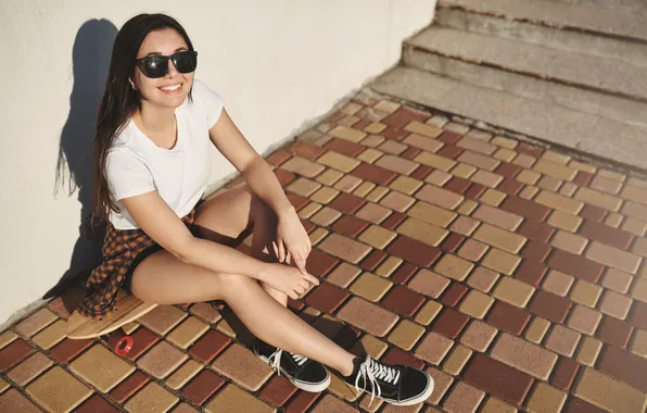 Girl, brunette, cheerful, carefree, hipster, outfit