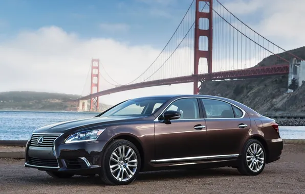 The sky, Lexus, Lexus, sedan, the front, 600h, bridge.Golden gate