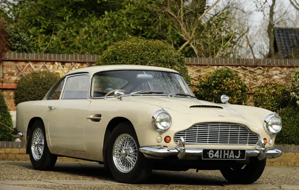 Picture car, Aston Martin, classic, DB4, 1961