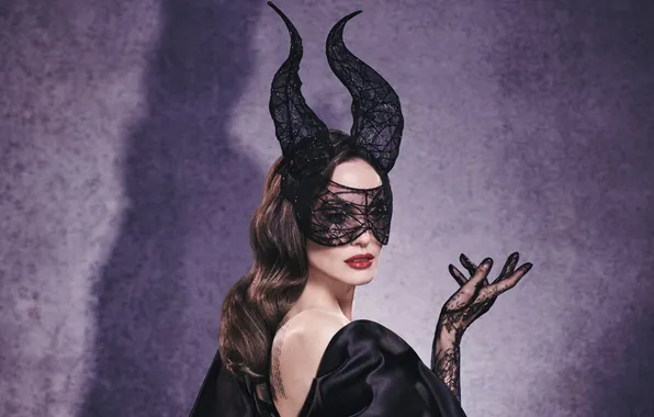 Background, shadow, Angelina Jolie, Angelina Jolie, sorceress, Maleficent, Maleficent
