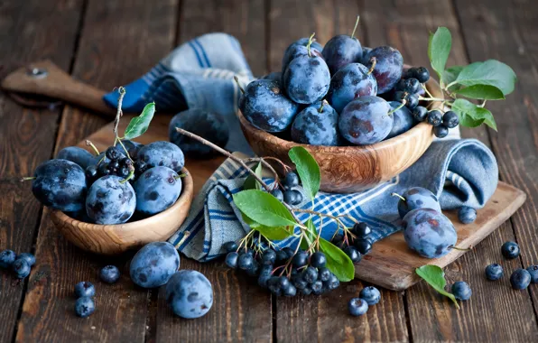 Blueberries, napkin, drain