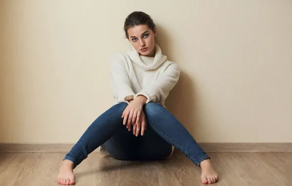 Look, look, spread her legs, spread her legs, model posing, Murat Kuzhakhmetov, charming beauty, charming …
