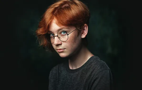 Picture girl, sweetheart, glasses, freckles, red, Natalia Manturova