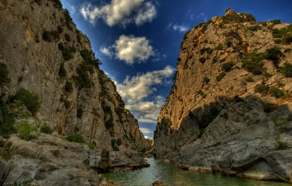The sky, water, clouds, mountains, river